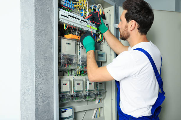 Best Licensed Electrician  in Plattsburg, MO