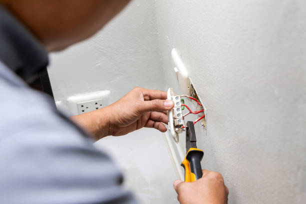 Best Electrical Outlet Repair  in Plattsburg, MO